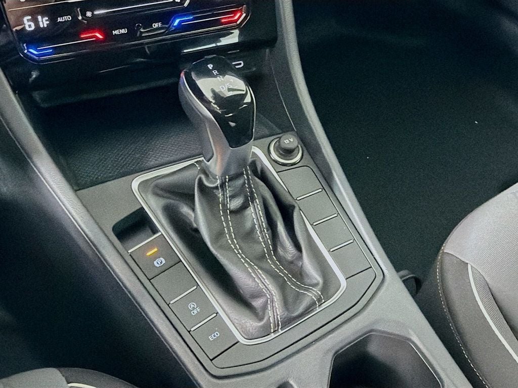 2026 Volkswagen Jetta Sport - Photo 17