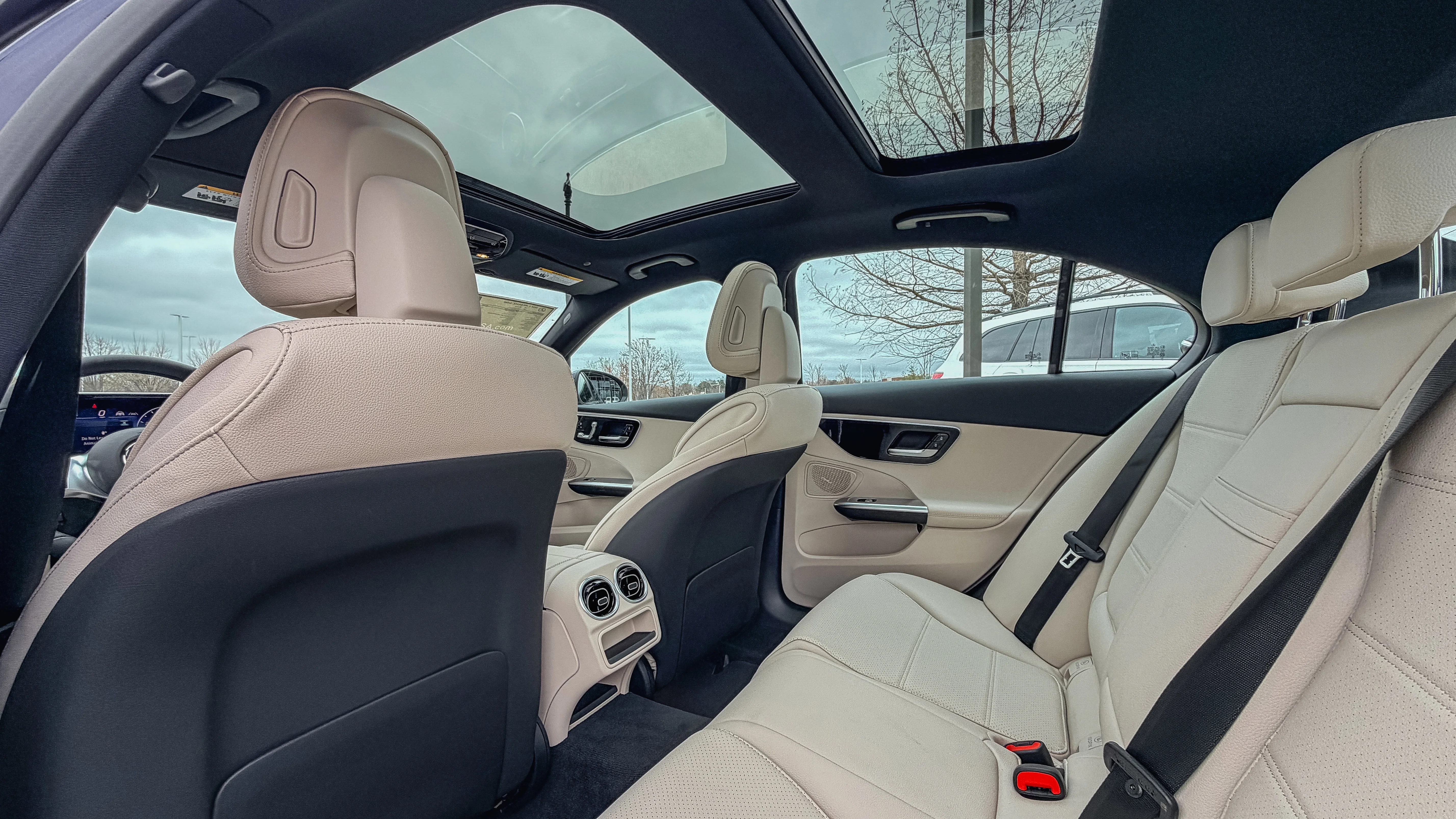 New 2026 Twilight Blue Metallic Mercedes-Benz C 300 image 15