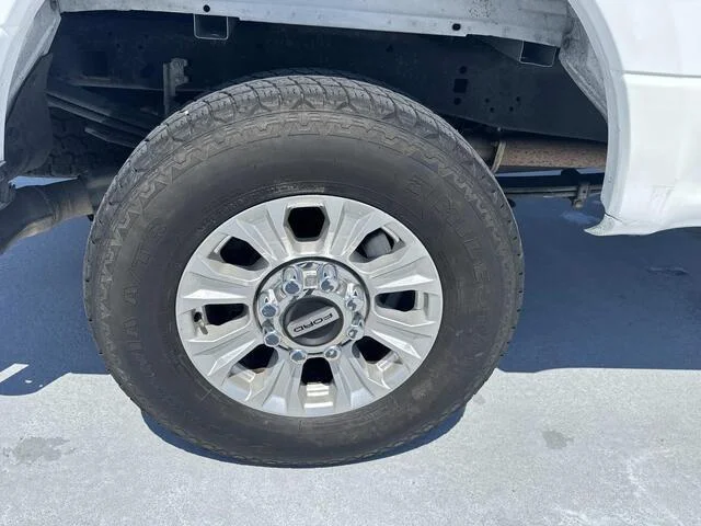 Used 2021 Oxford White Ford XLT image 7