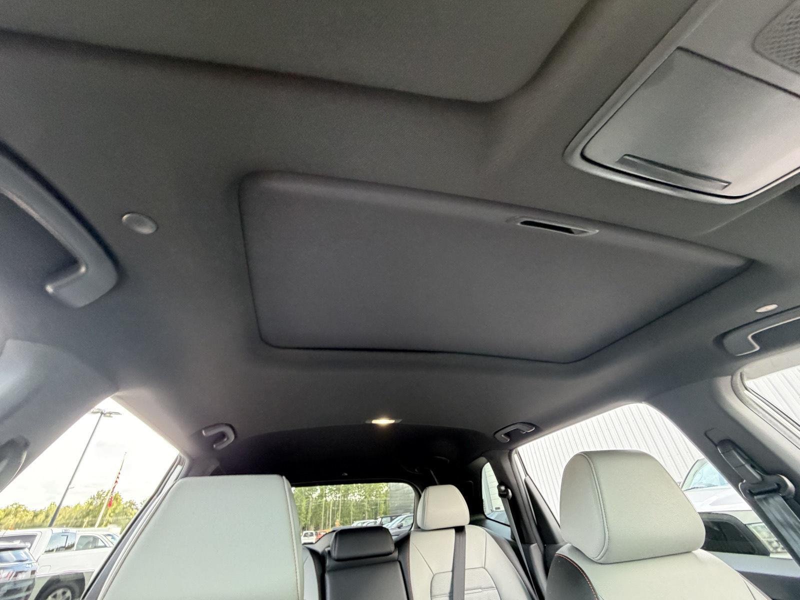 Used 2026 Platinum White Pearl Honda Sport Touring image 23