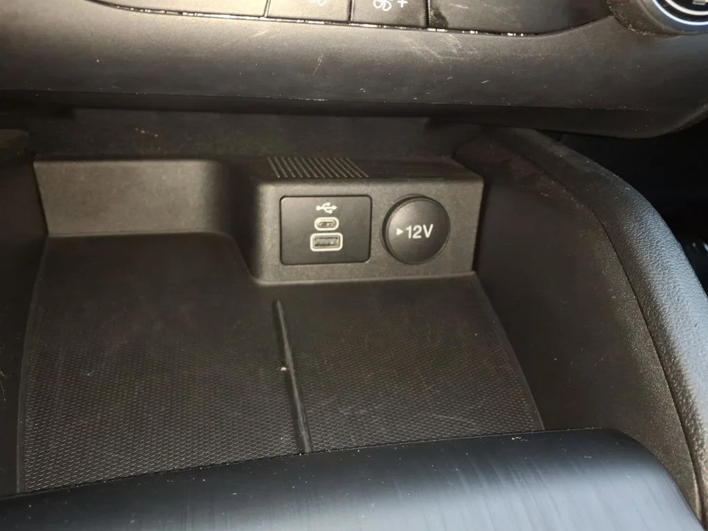 Used 2025 Silver Ford Active image 32