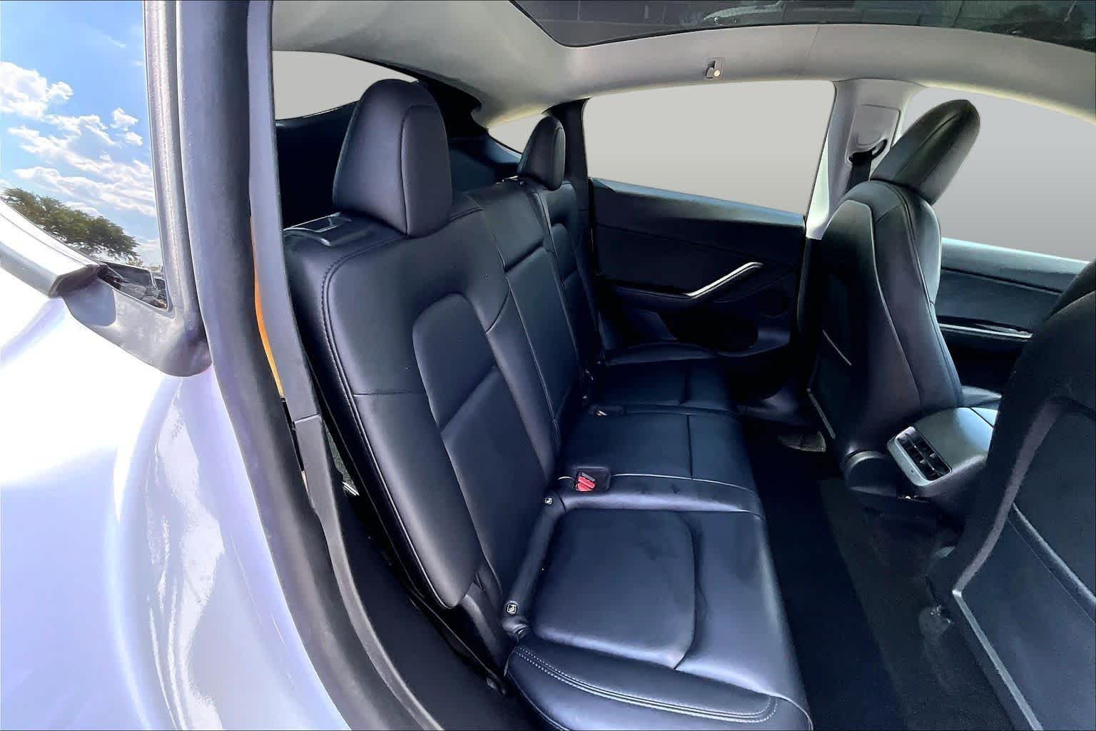 Used 2021 Pearl White Multi-Coat Tesla Long Range image 21