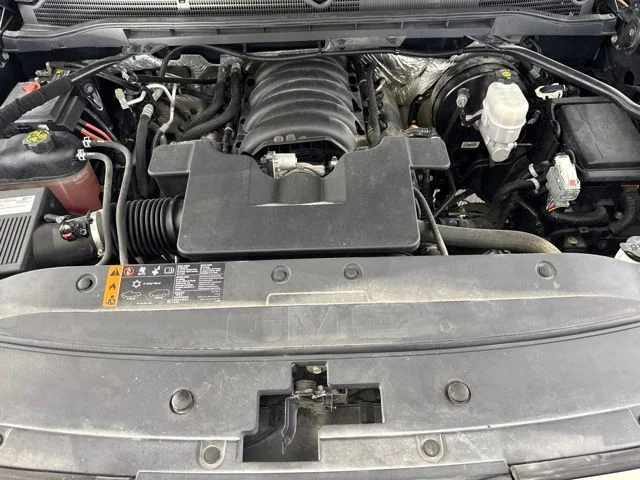 Used 2017 Gray GMC SLE image 21