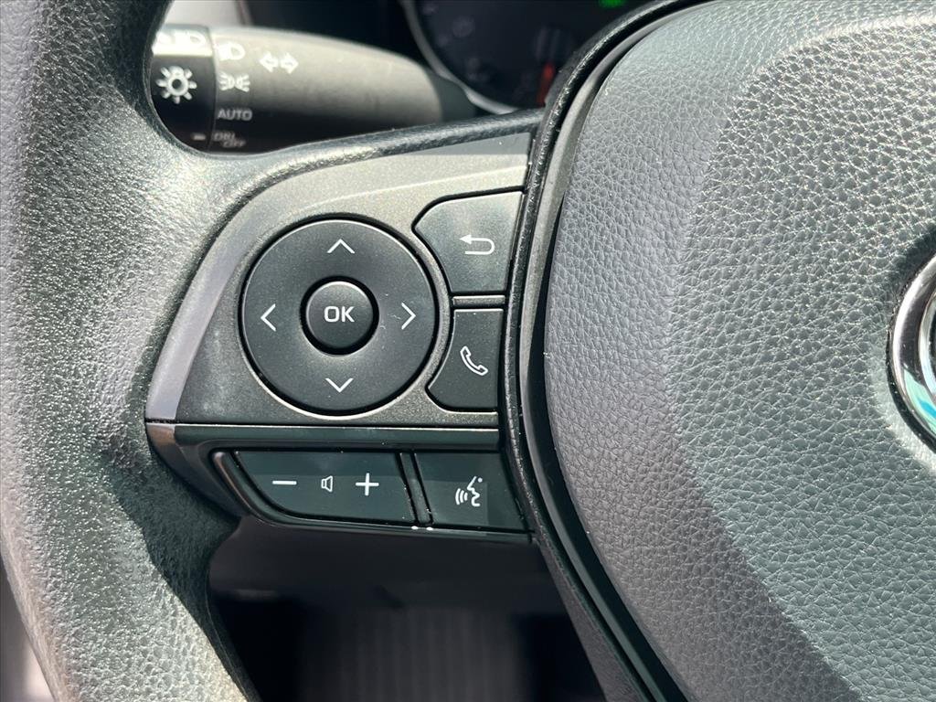 Used 2022 Magnetic Gray Metallic Toyota XLE image 19