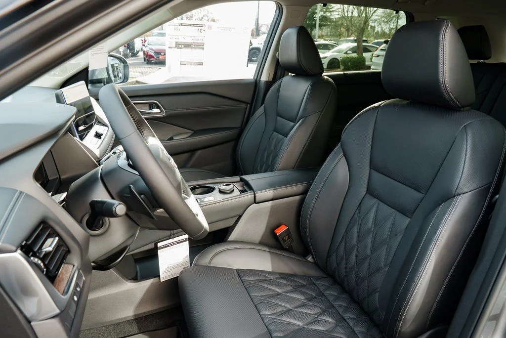 New 2026 Gun Metallic Nissan Platinum image 22