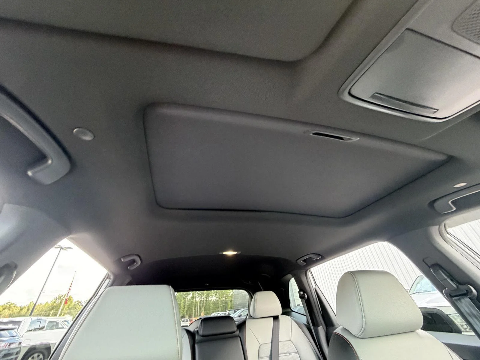 Used 2026 Platinum White Pearl Honda Sport Touring image 23