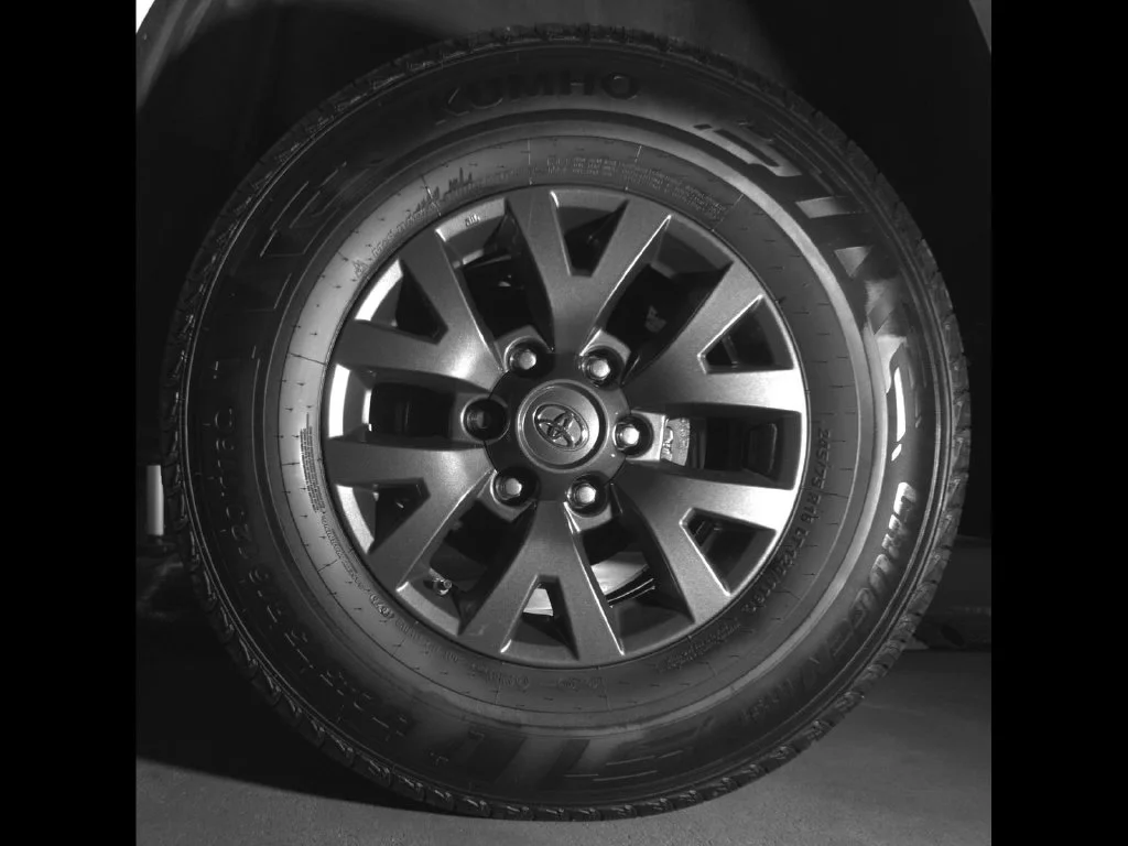 Used 2021 White Toyota SR5 image 12