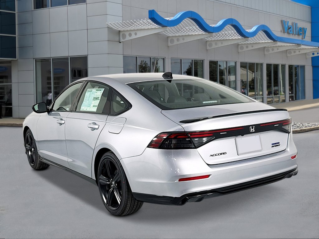 New 2026 Solar Silver Metallic Honda Sport-L image 3
