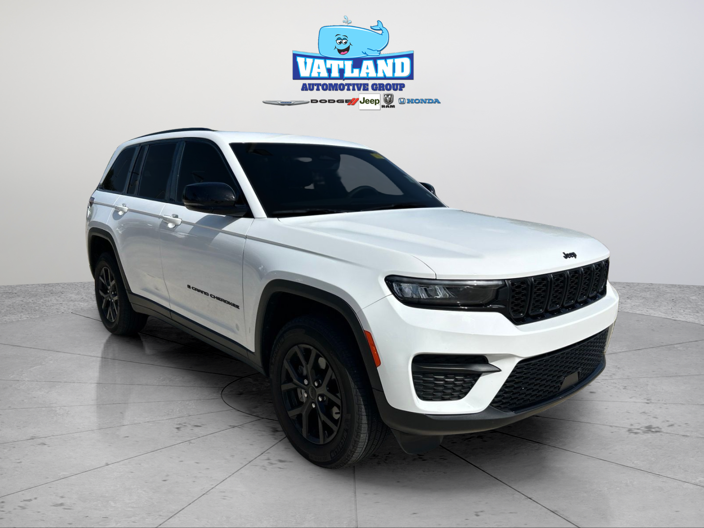 Certified Used 2024 White Jeep Altitude image 7