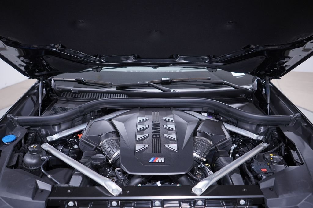 New 2026 Black Sapphire Metallic BMW M60i image 14