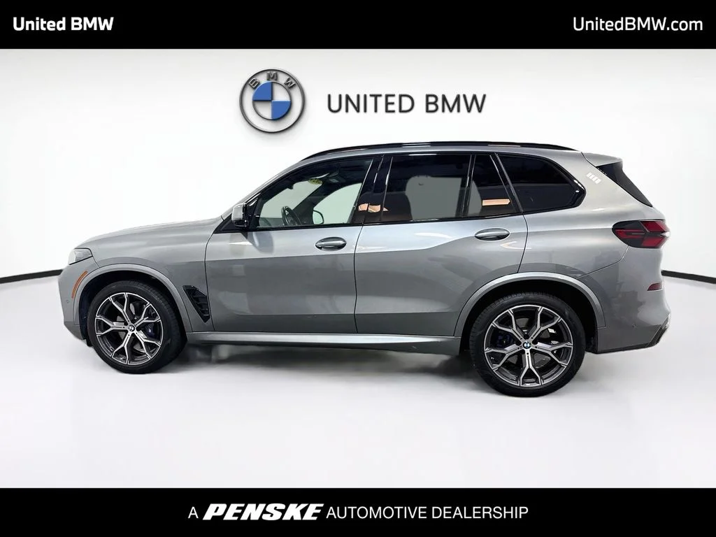 Used 2024 Gray Metallic BMW sDrive40i image 8