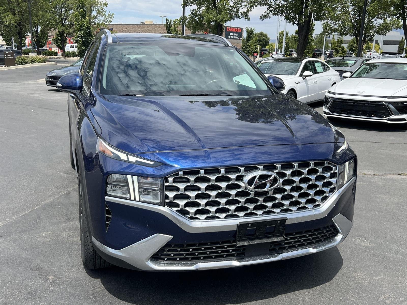 Certified Used 2022 Stormy Sea Hyundai SEL image 4