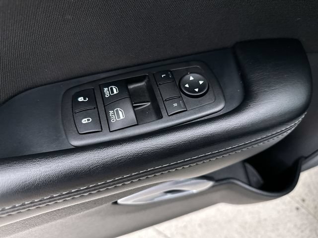 2022 Dodge Challenger R/T - Photo 23