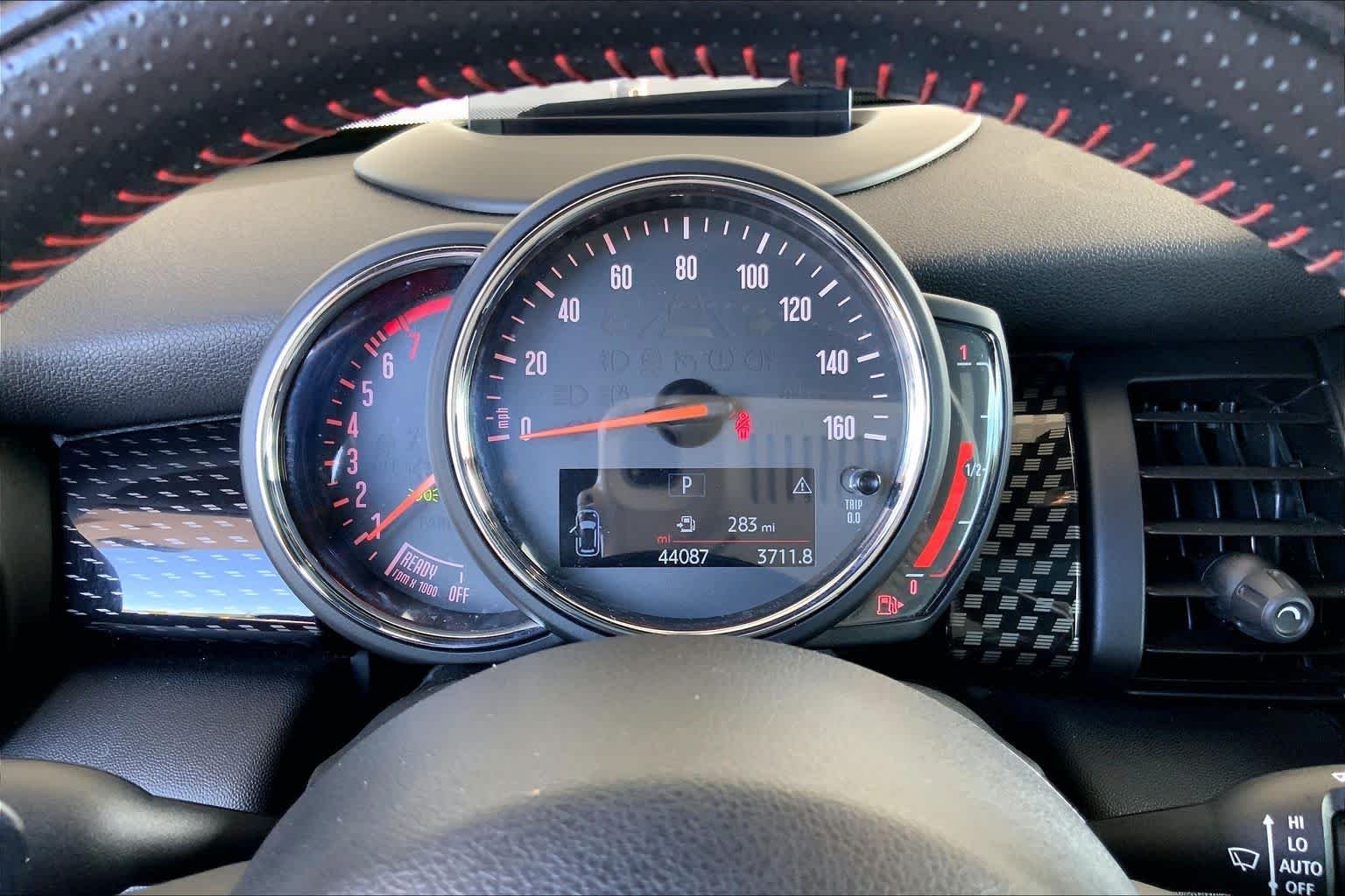 Used 2019 Pepper White MINI Cooper S image 26