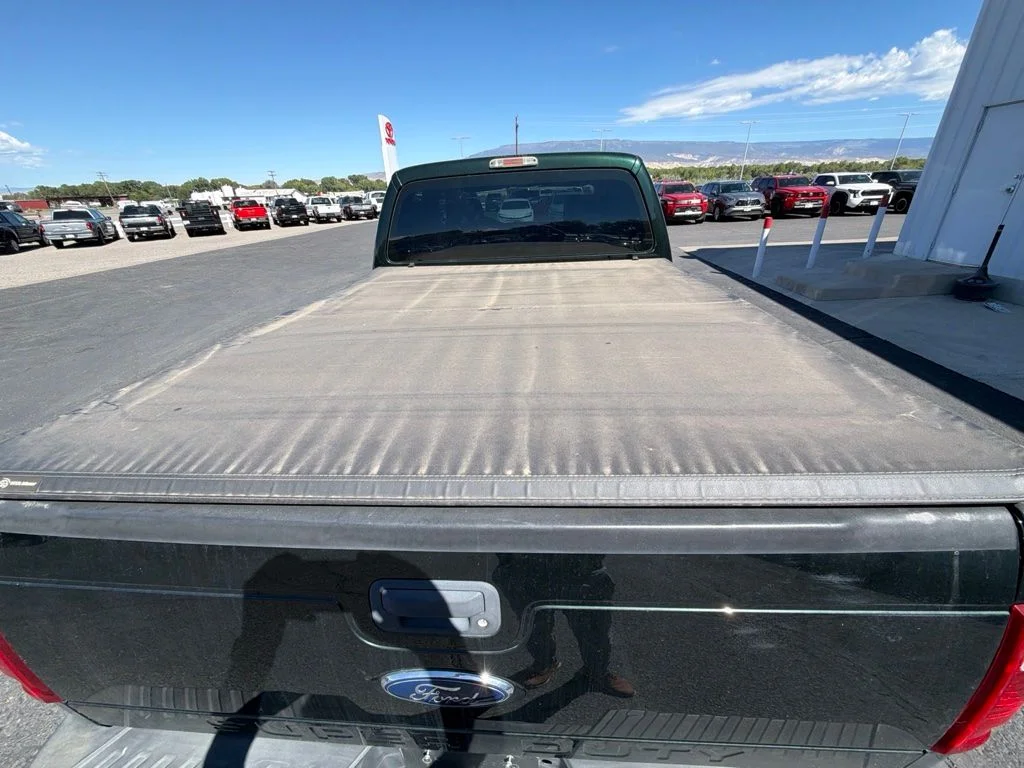 Used 2013 Green Ford XL image 15