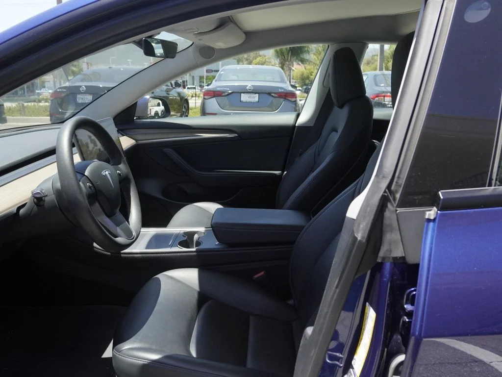 Used 2023 Blue Tesla Base image 14
