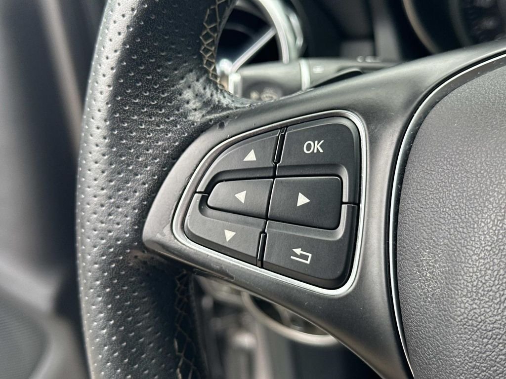 Used 2018 Mountain Gray Metallic Mercedes-Benz GLA 250 image 29