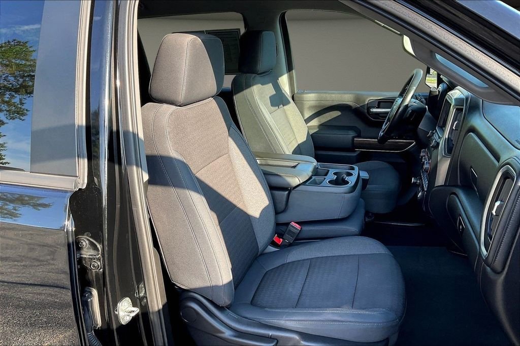 Used 2019 Black Chevrolet LT image 34