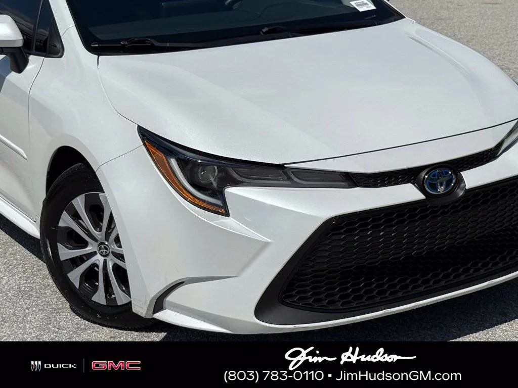 Used 2022 Off-white Toyota Hybrid LE image 7