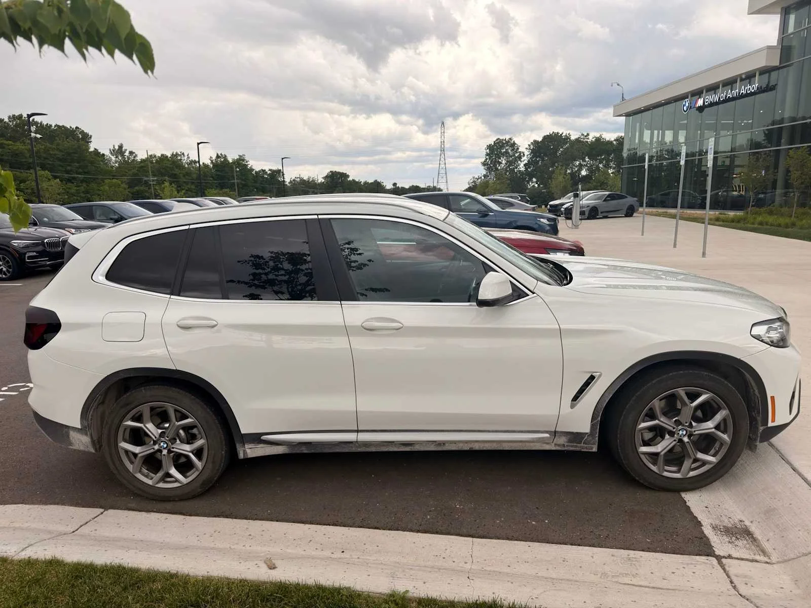 Certified Used 2023 Alpine White BMW xDrive30i image 5