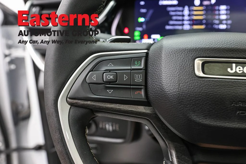 Used 2022 White Jeep 4xe image 14