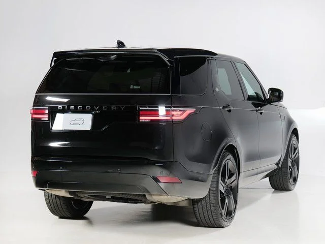 Certified Used 2025 Black Land Rover Dynamic SE image 2