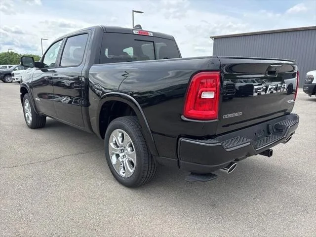 New 2026 Diamond Black Crystal Pearl-Coat Exterior Paint RAM BIG HORN image 5