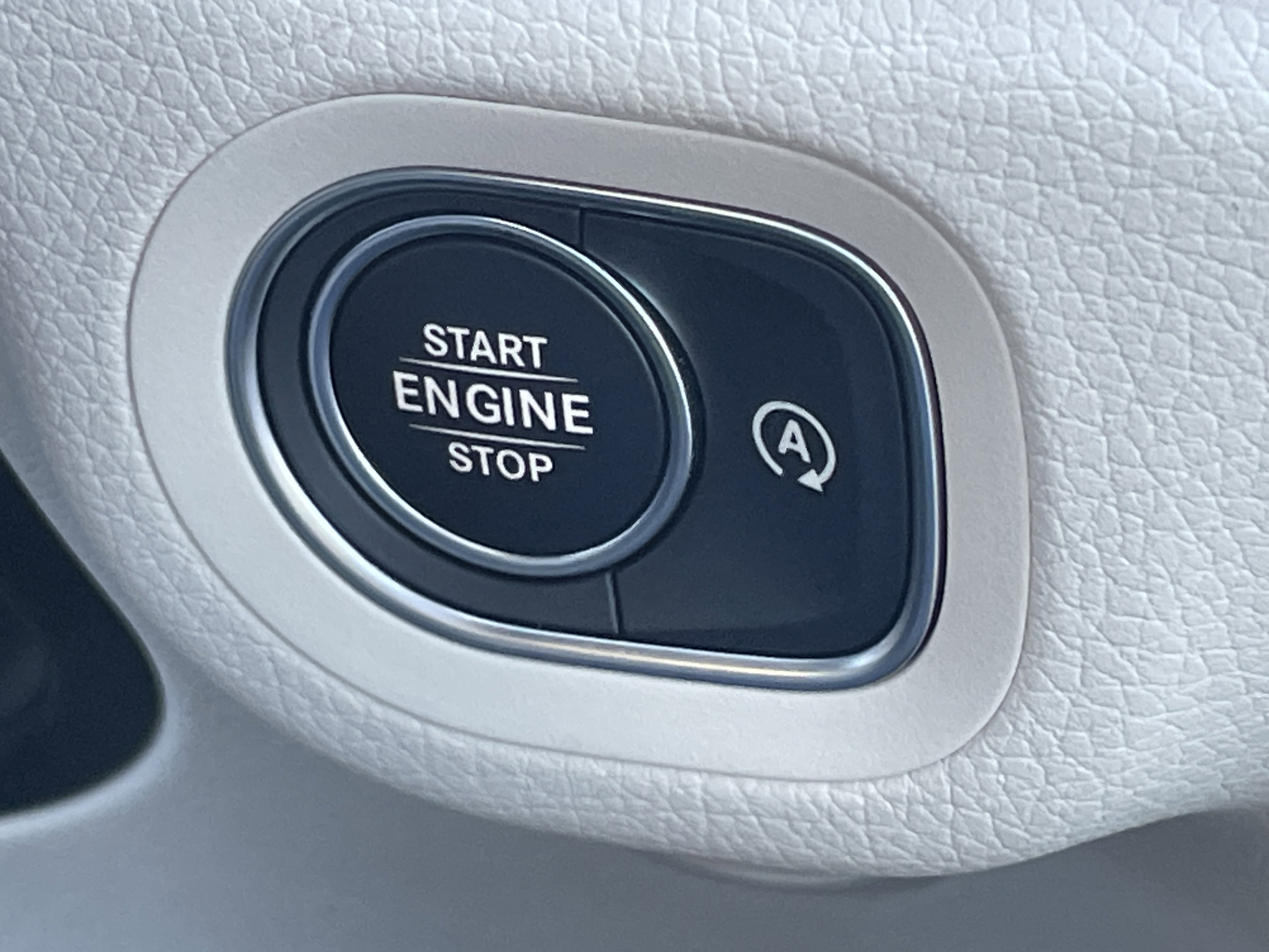 New 2026 MANUFAKTUR Moonlight White Metallic Mercedes-Benz GLE 350 4MATIC® SUV image 28