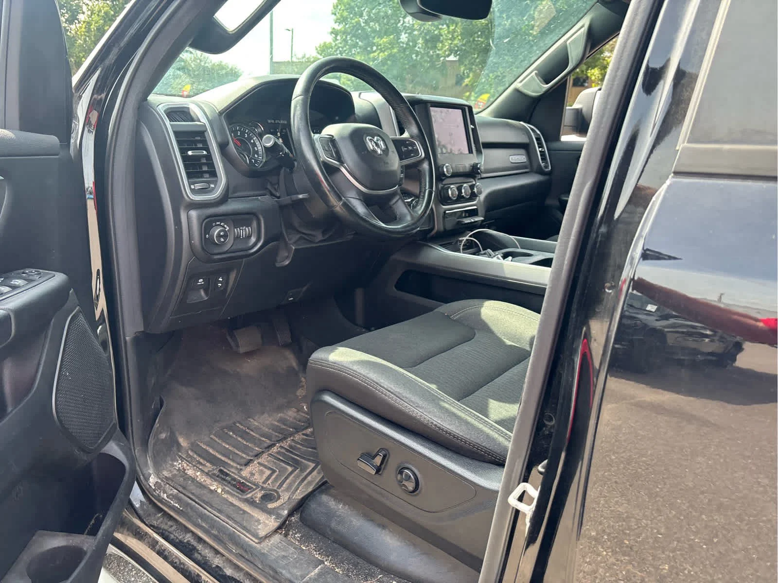 Used 2019 Diamond Black Crystal Pearlcoat Ram Big Horn/Lone Star image 7