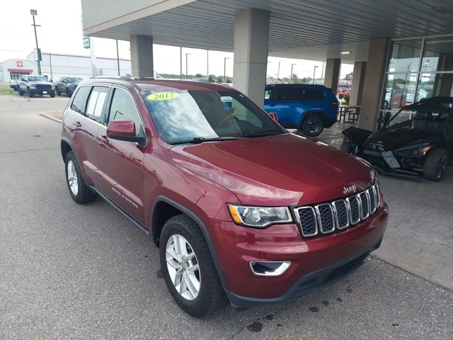 2017 Jeep Grand Cherokee Laredo