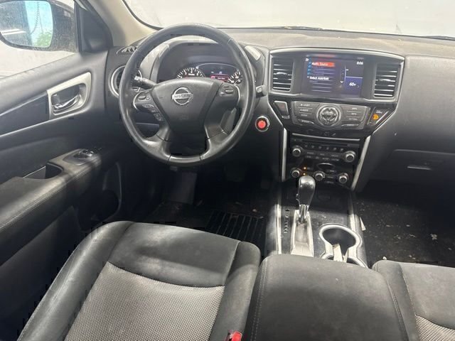Used 2017 White Nissan SV image 19