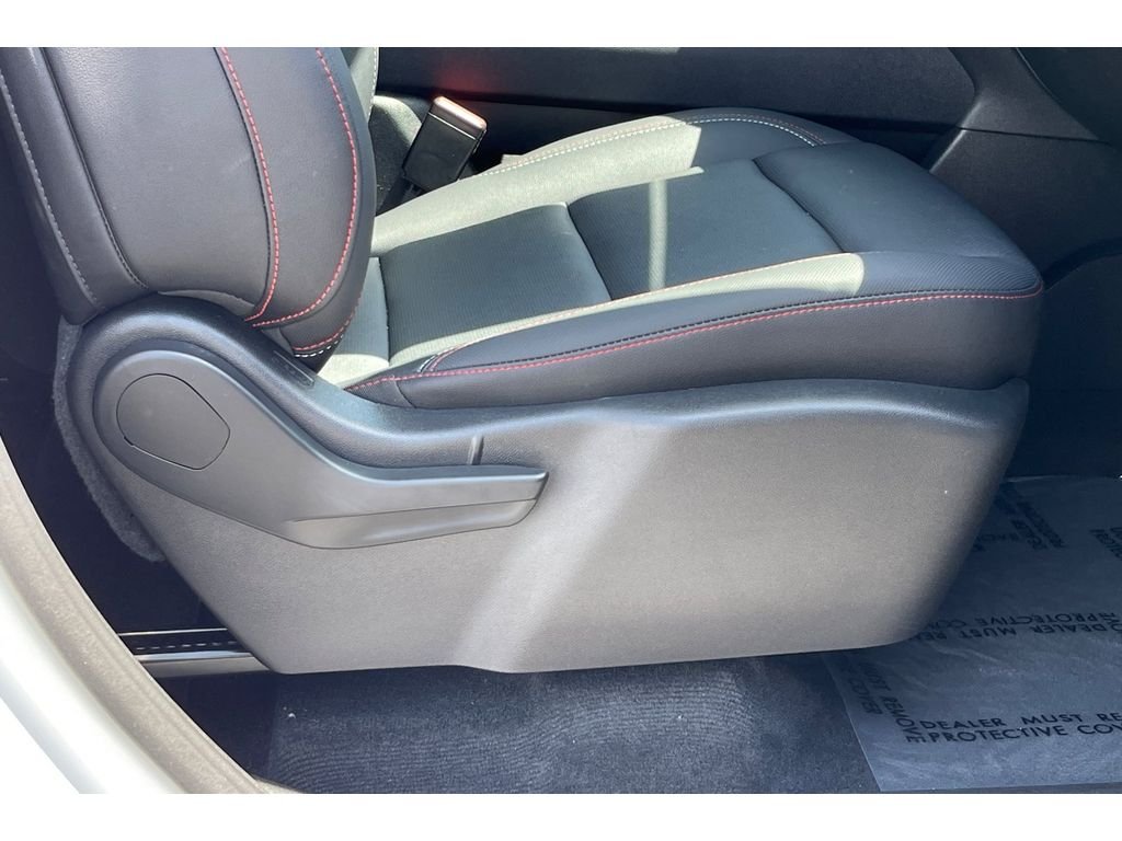 Used 2025 Iridescent Pearl Tricoat Chevrolet AWD Z71 image 23