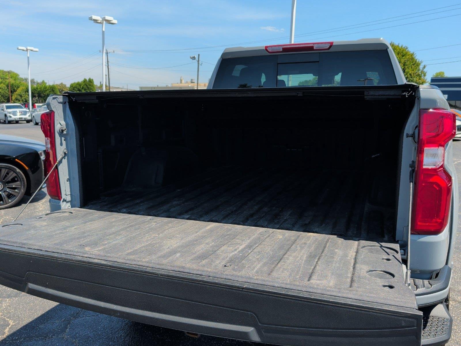 Used 2025 Slate Gray Metallic Chevrolet RST image 37