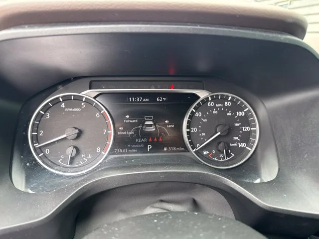 Used 2022 Red Nissan S image 2