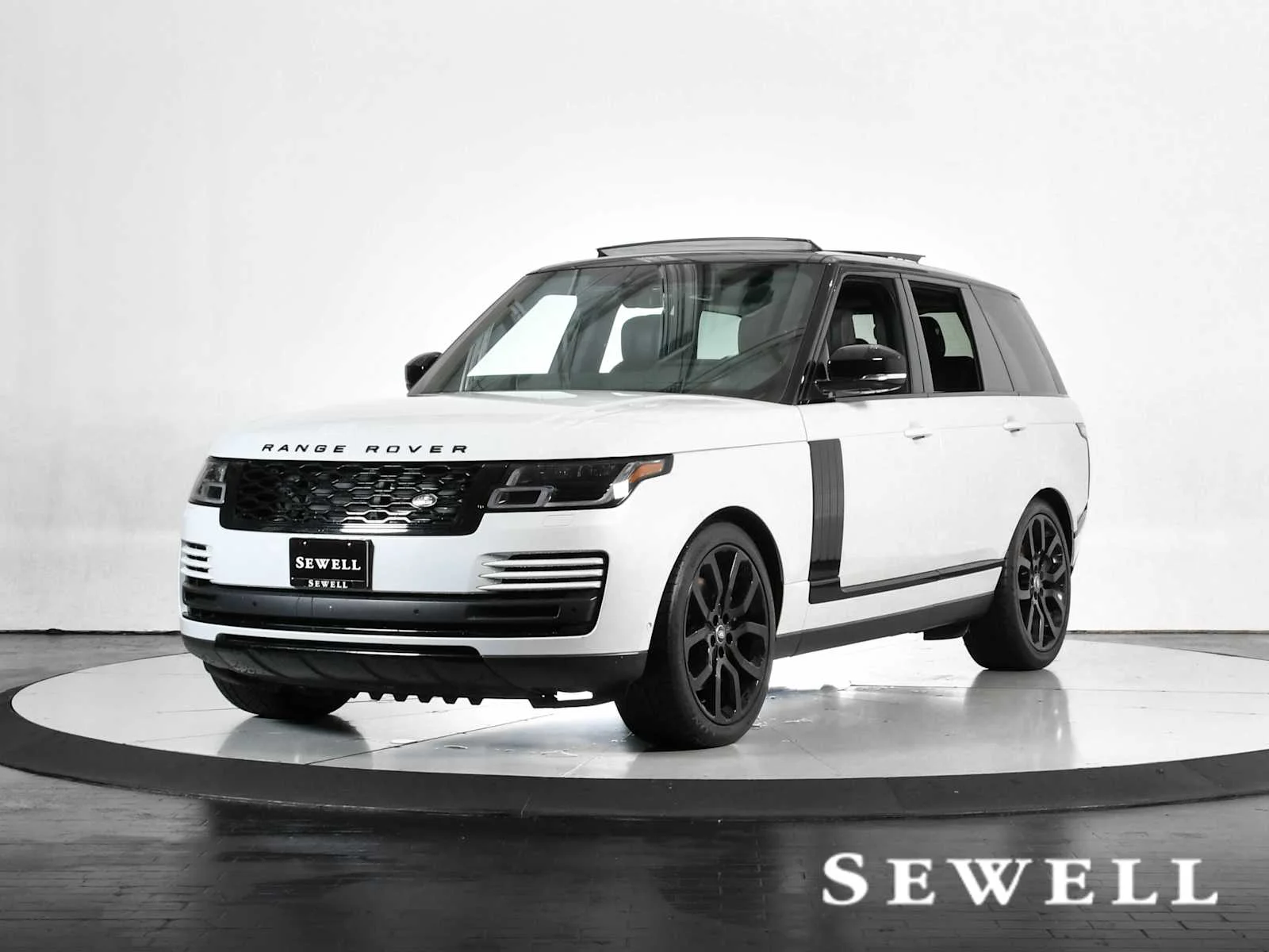 2020 Land Rover Range Rover P525 HSE