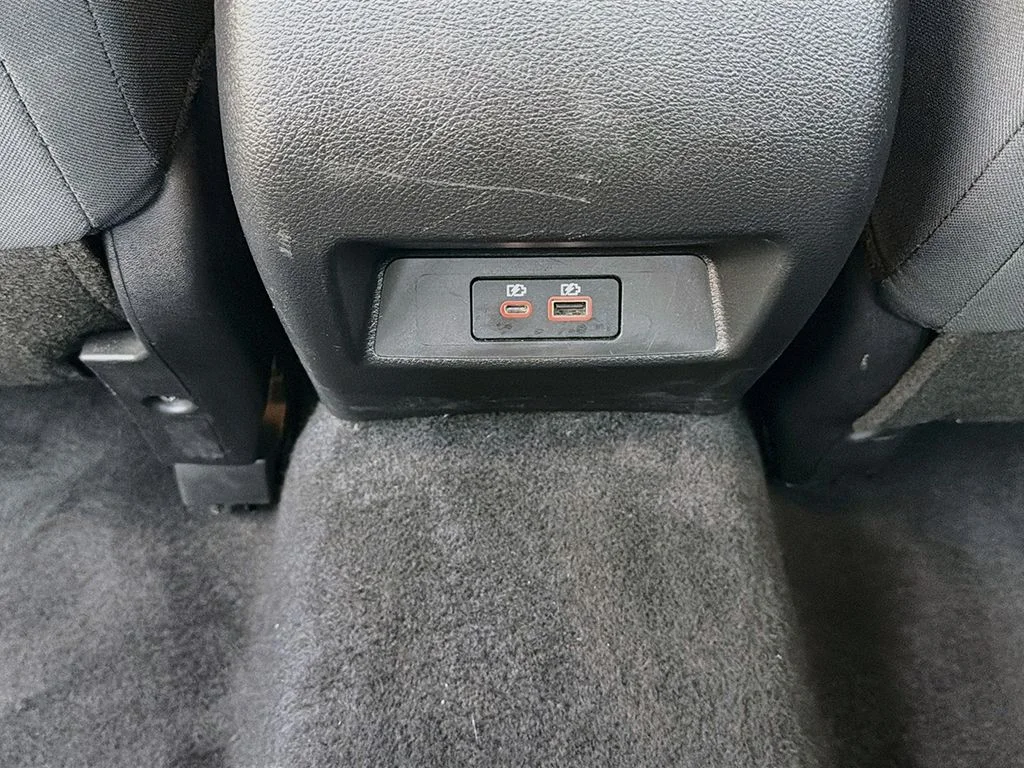 Used 2025 Glacier White Nissan 2.5 SV image 34