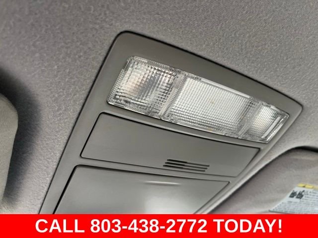 Used 2011 Red Toyota LE image 27