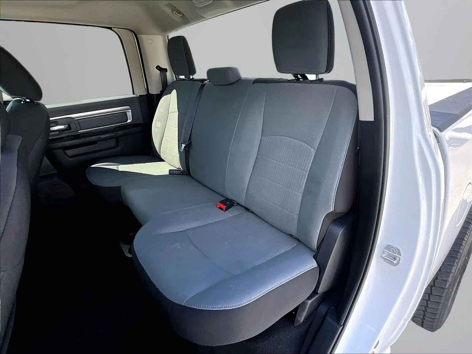 Used 2022 White Ram SLT image 28