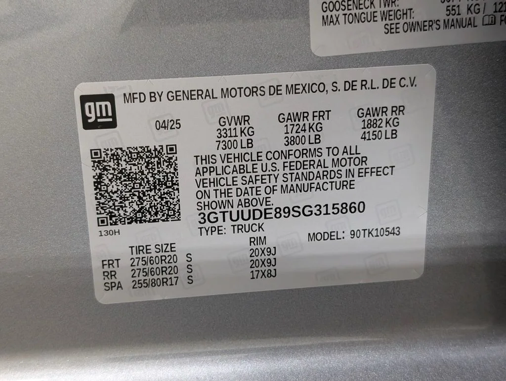 Used 2025 Sterling GMC SLT image 30