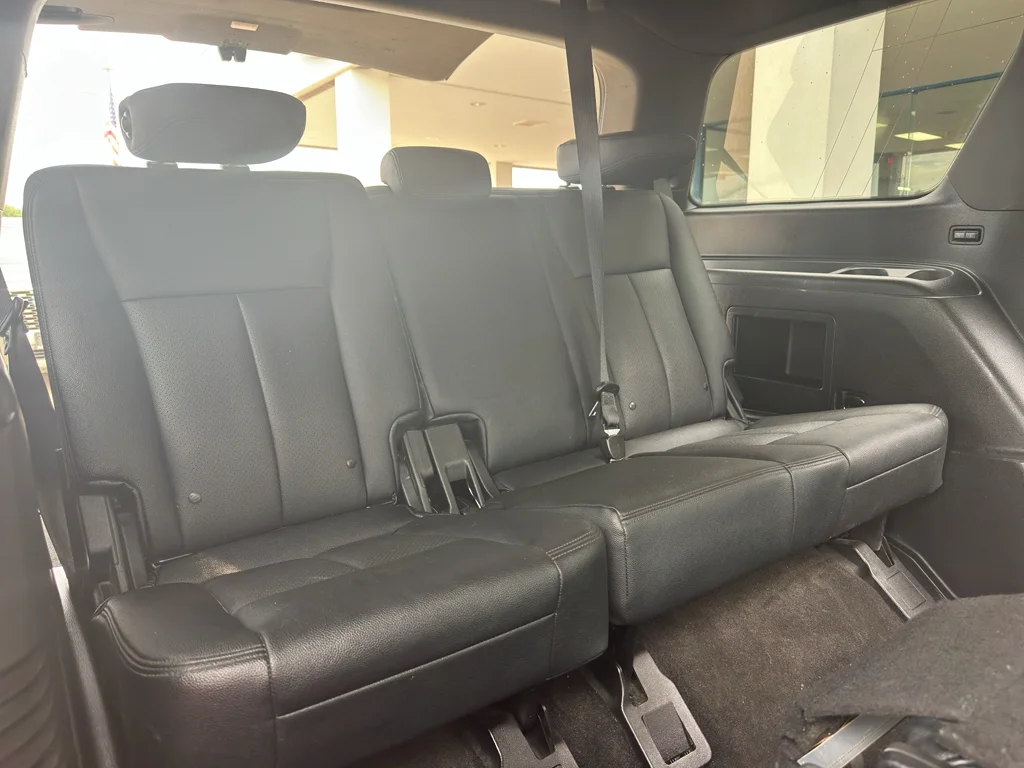 Used 2018 Shadow Black Ford XLT image 6