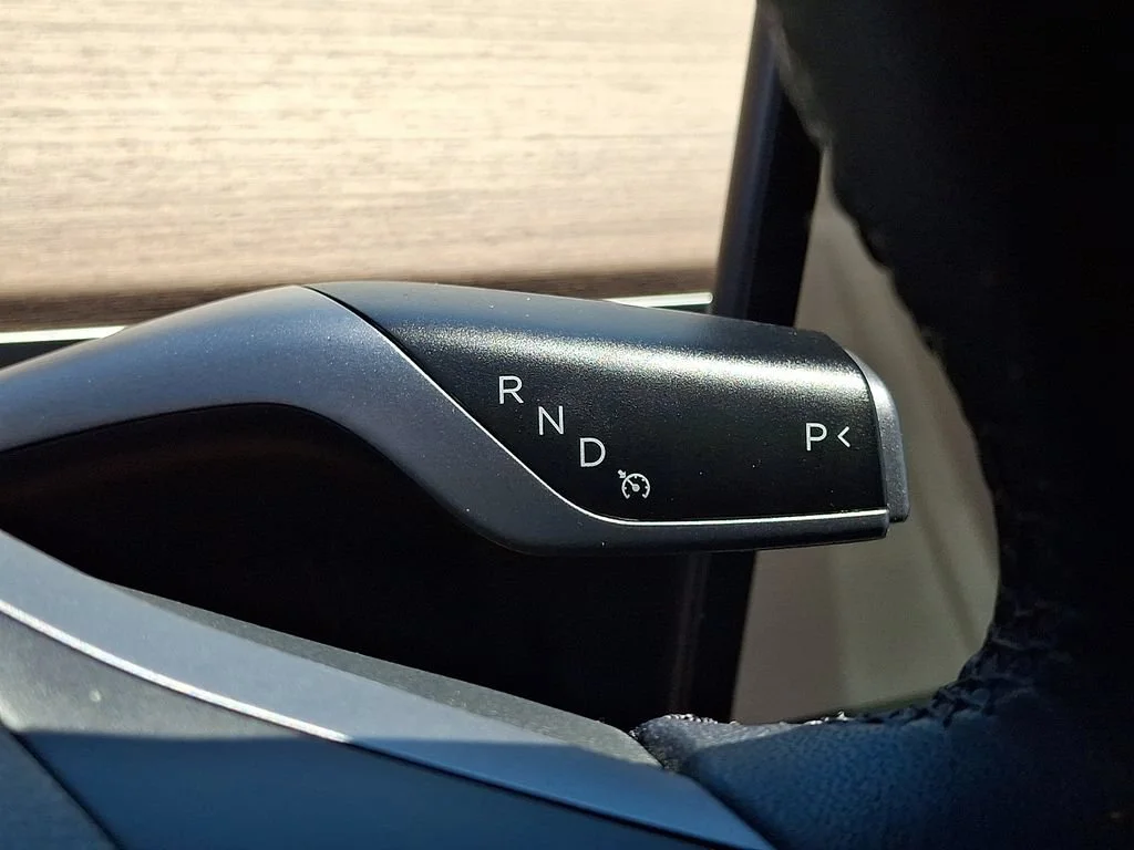 Used 2022  Tesla Performance image 21