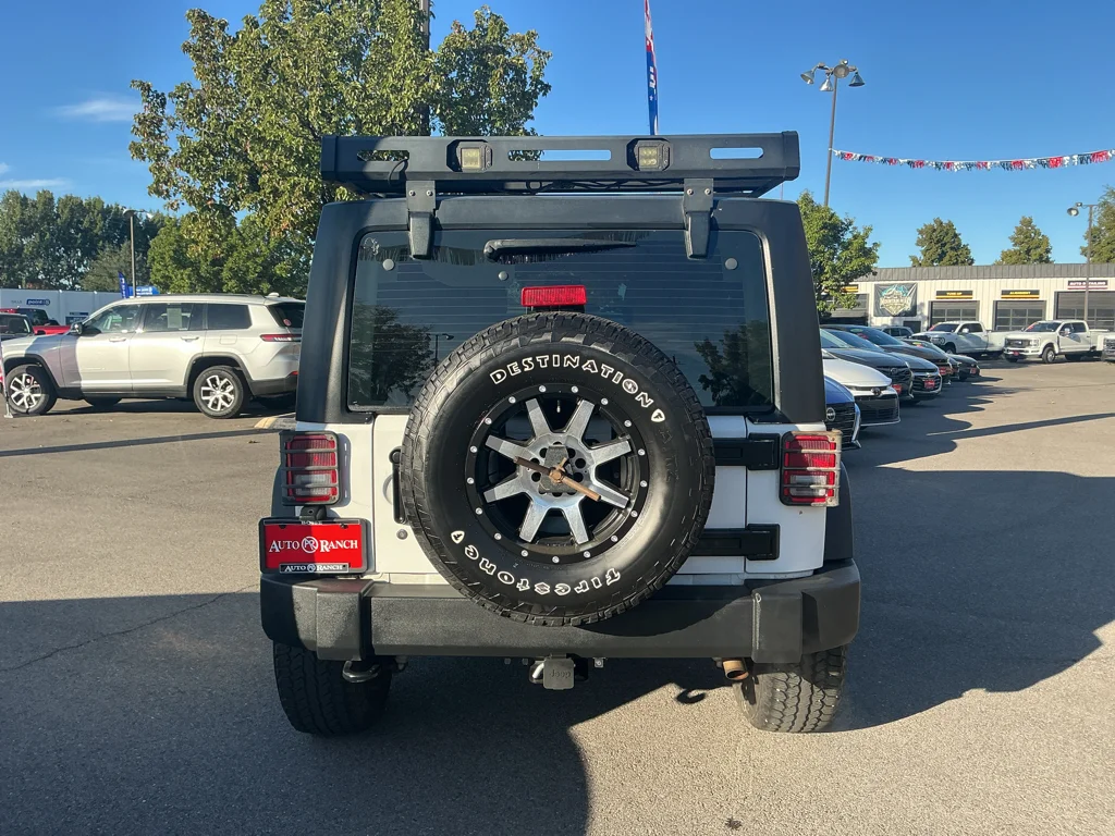 Used 2017 Bright White Clearcoat Jeep Sport image 6