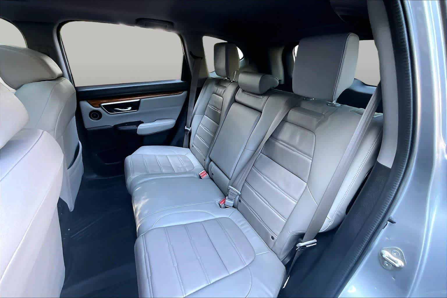 Used 2019 Lunar Silver Metallic Honda EX-L image 20