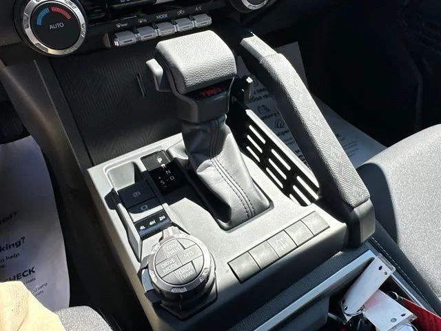 2026 Toyota Tacoma TRD Off Road - Photo 18