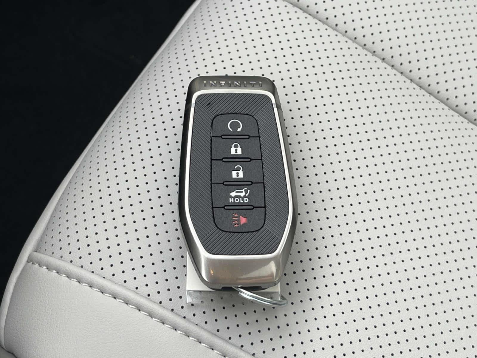 New 2027 Mineral Black INFINITI LUXE image 4