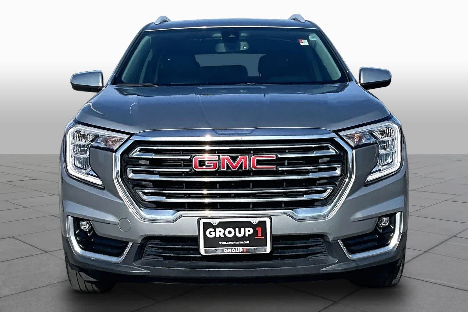 Used 2023 STERLING METALLIC GMC SLT image 4