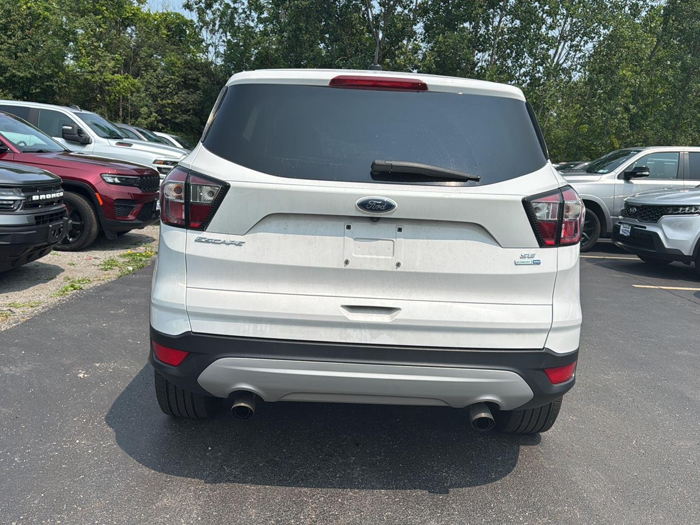 Used 2017 Oxford White Ford SE image 8