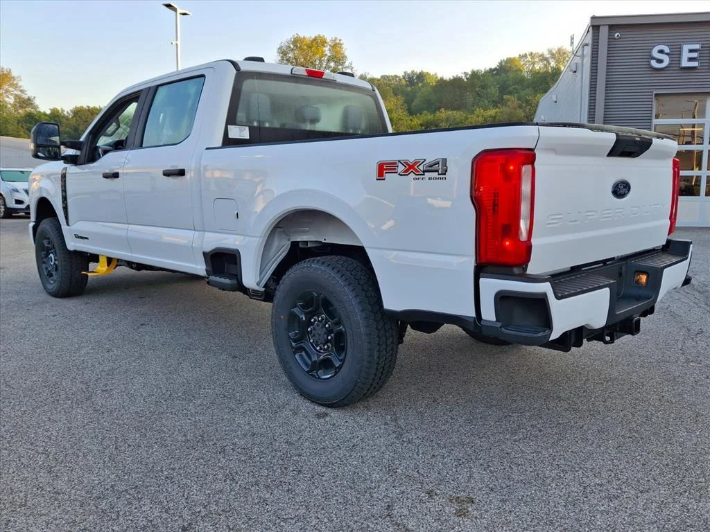 2026 Ford F-250 Super Duty XL - Photo 3