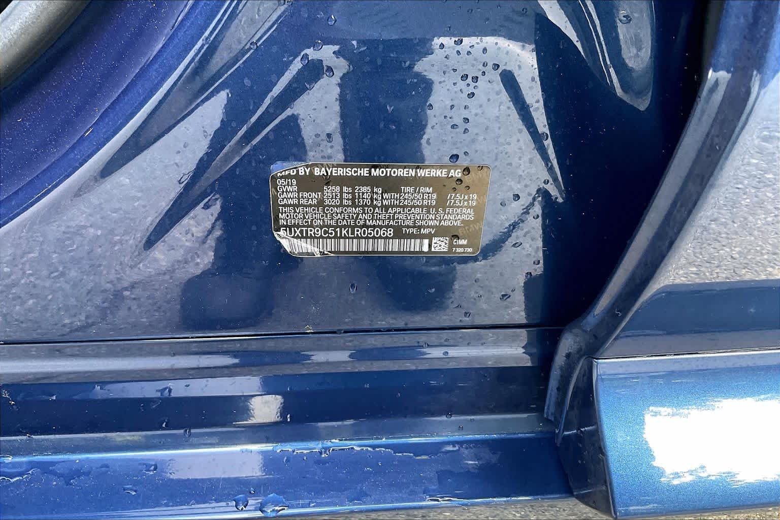 Used 2019 Phytonic Blue Metallic BMW xDrive30i image 33