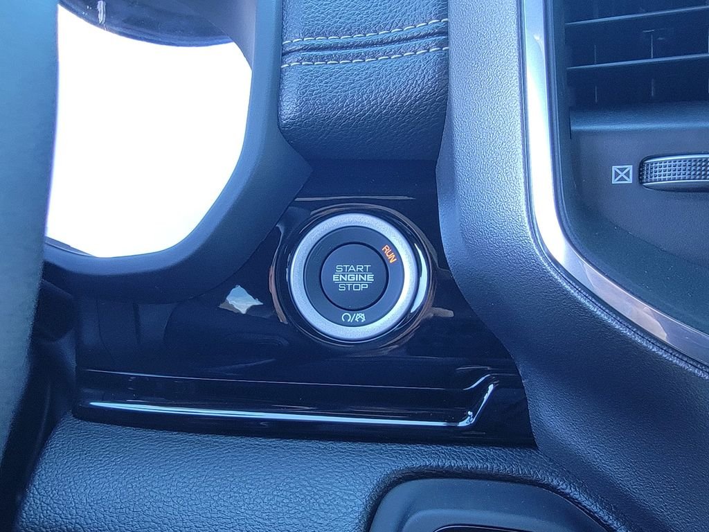 2026 RAM 1500 Laramie - Photo 19